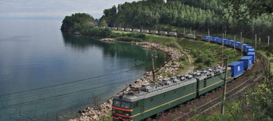 Hekurudha trans-siberiane, floriri brenda Tokës dhe fakte të tjera historike